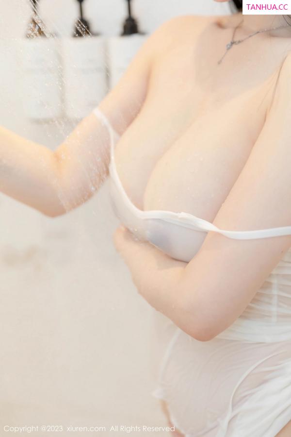   [XiuRen]高清写真图 2023.06.25 No.6968 柚琪Rich 丰腴美臀第82张图片